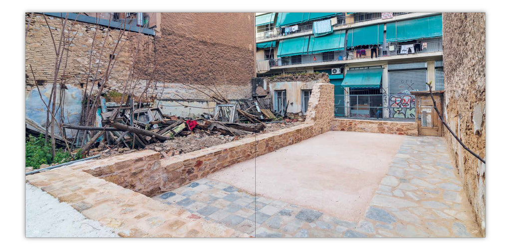 MARIA EICHHORN / BUILDING AS UNOWNED PROPERTY [GEBÄUDE ALS NICHTEIGENTUM]