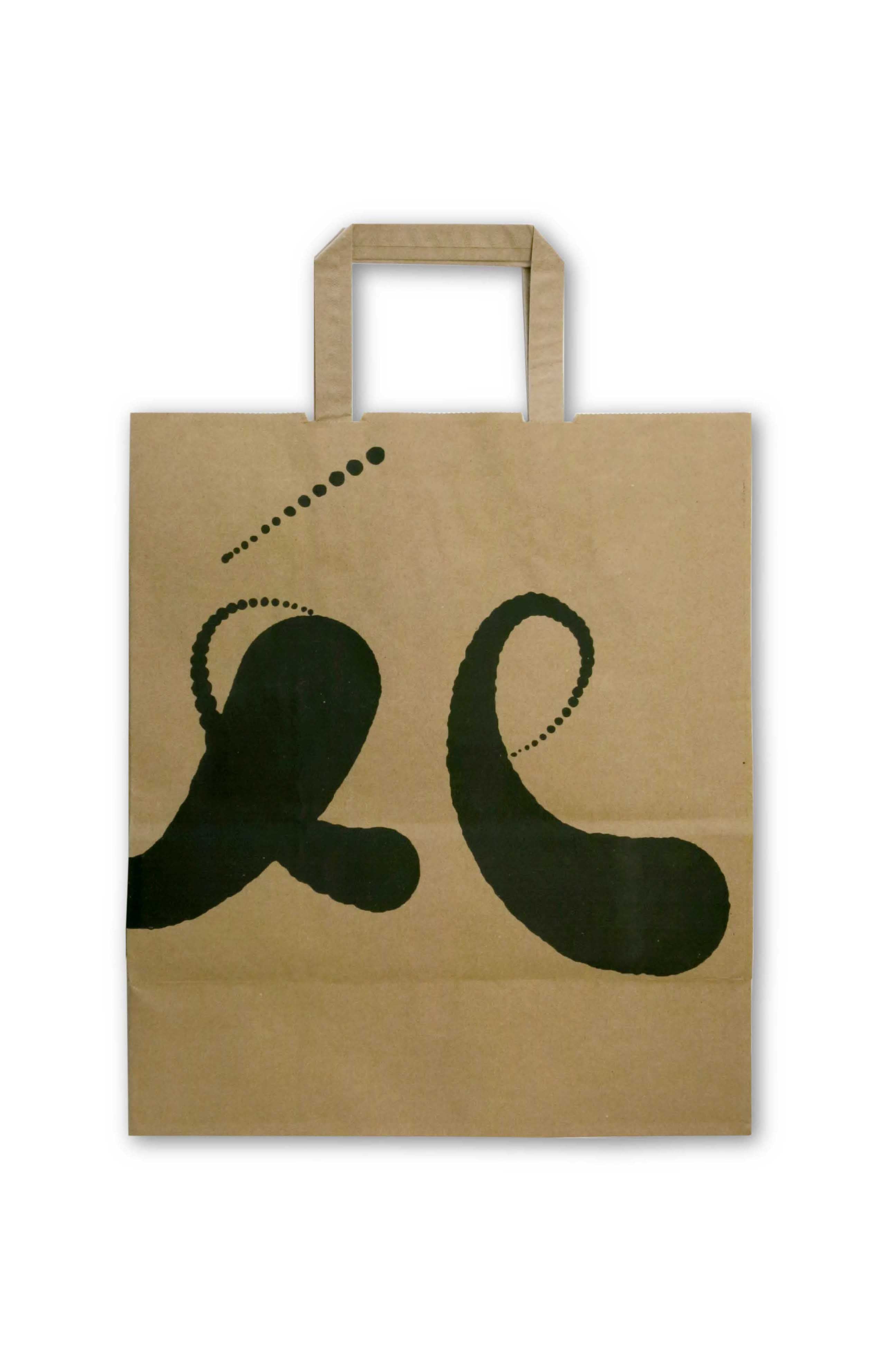 KÜNSTLER*INNENTRAGTASCHE RENÉE LEVY, 2019